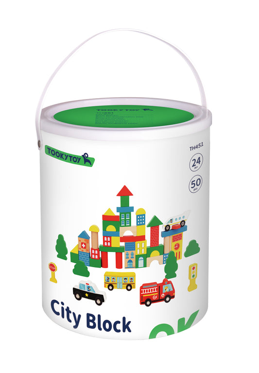 Set din lemn Montessori City Blocks cu blocuri colorate, vehicule, copaci, semafor și STOP. Perfect pentru construit orașe, joc educativ