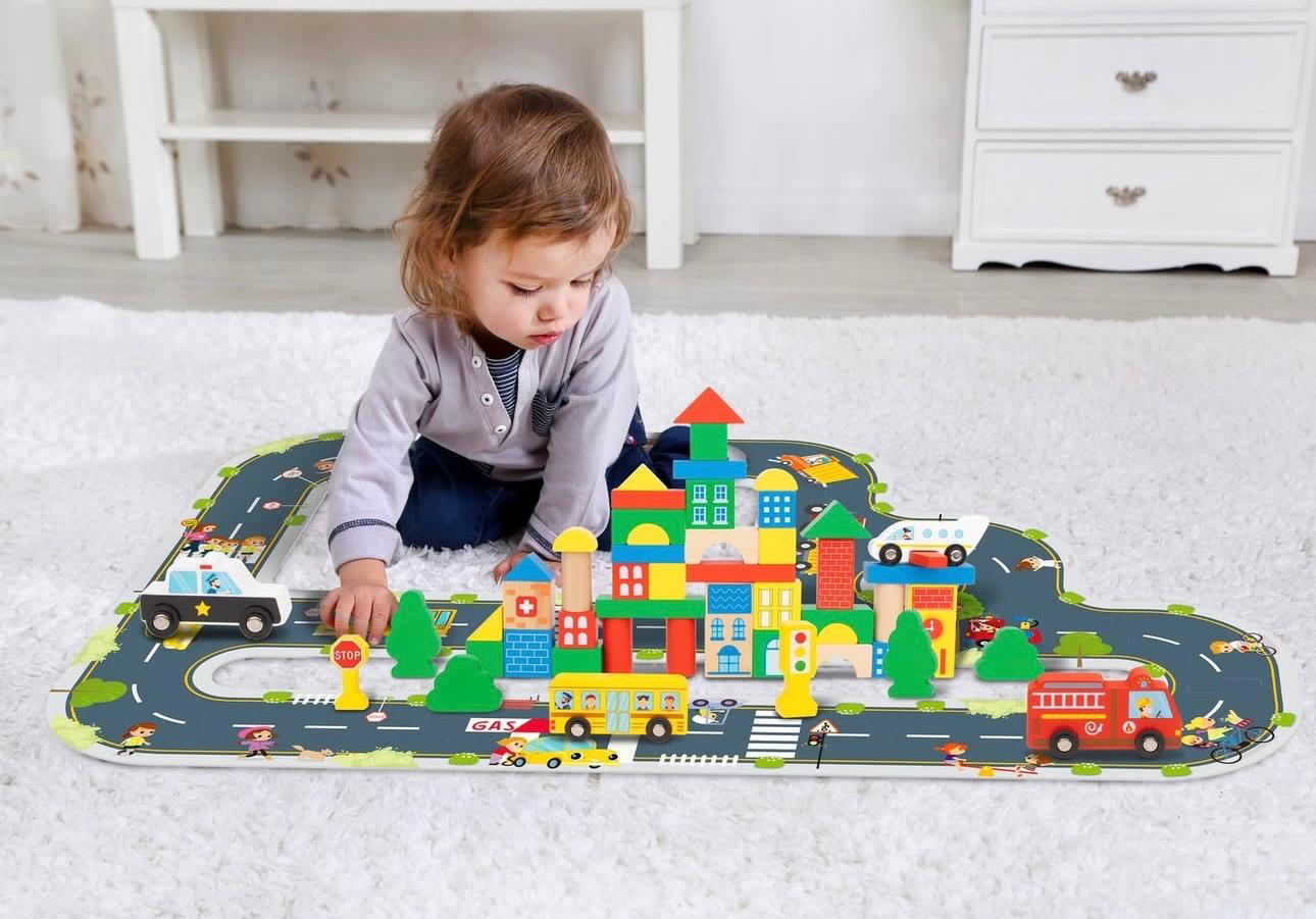 Cum alegi jucăria educativă potrivită pentru vârsta copilului - educative și din lemn natural