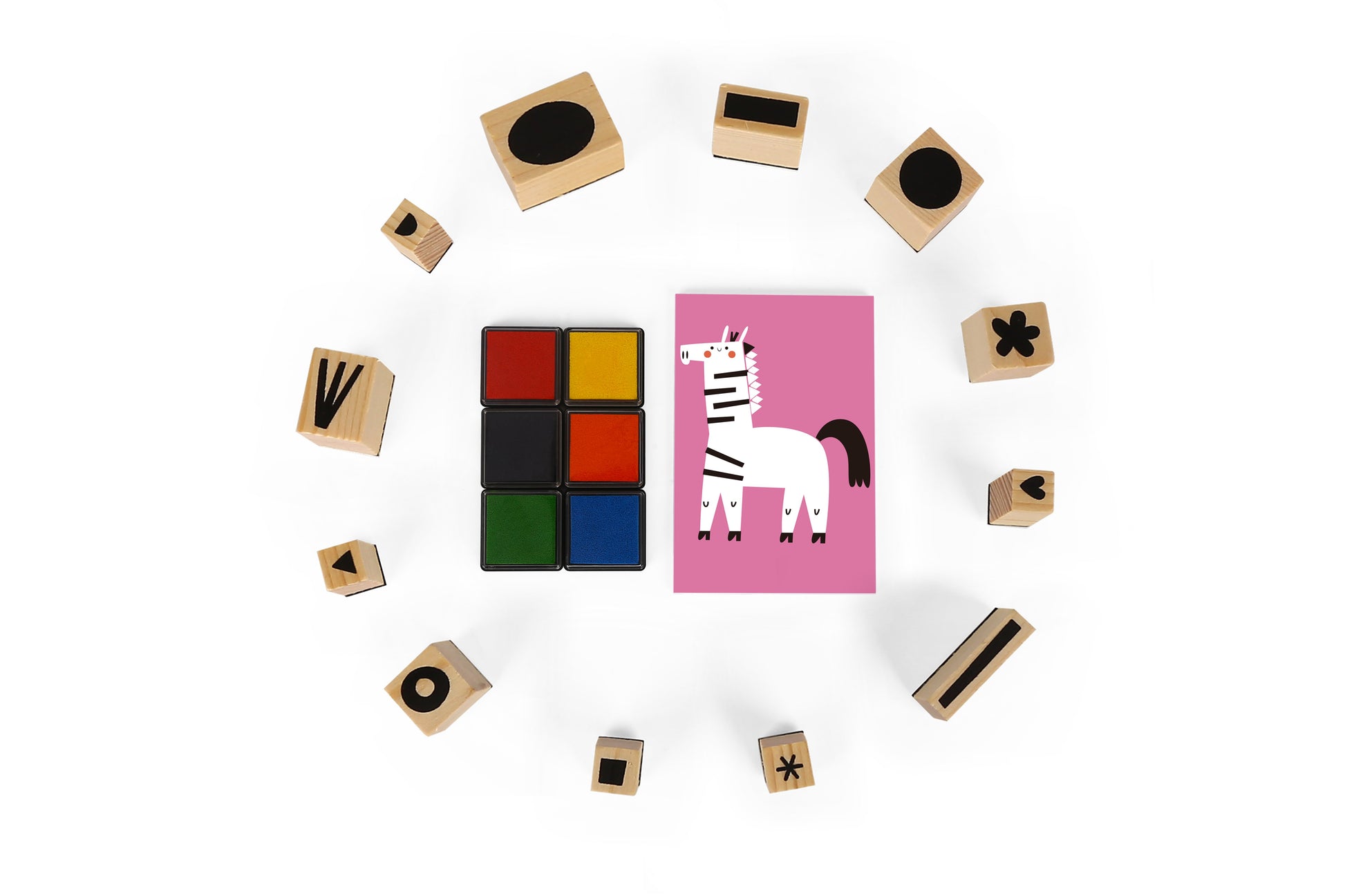 ștampile și tuș din set pentru desen cu ștampile